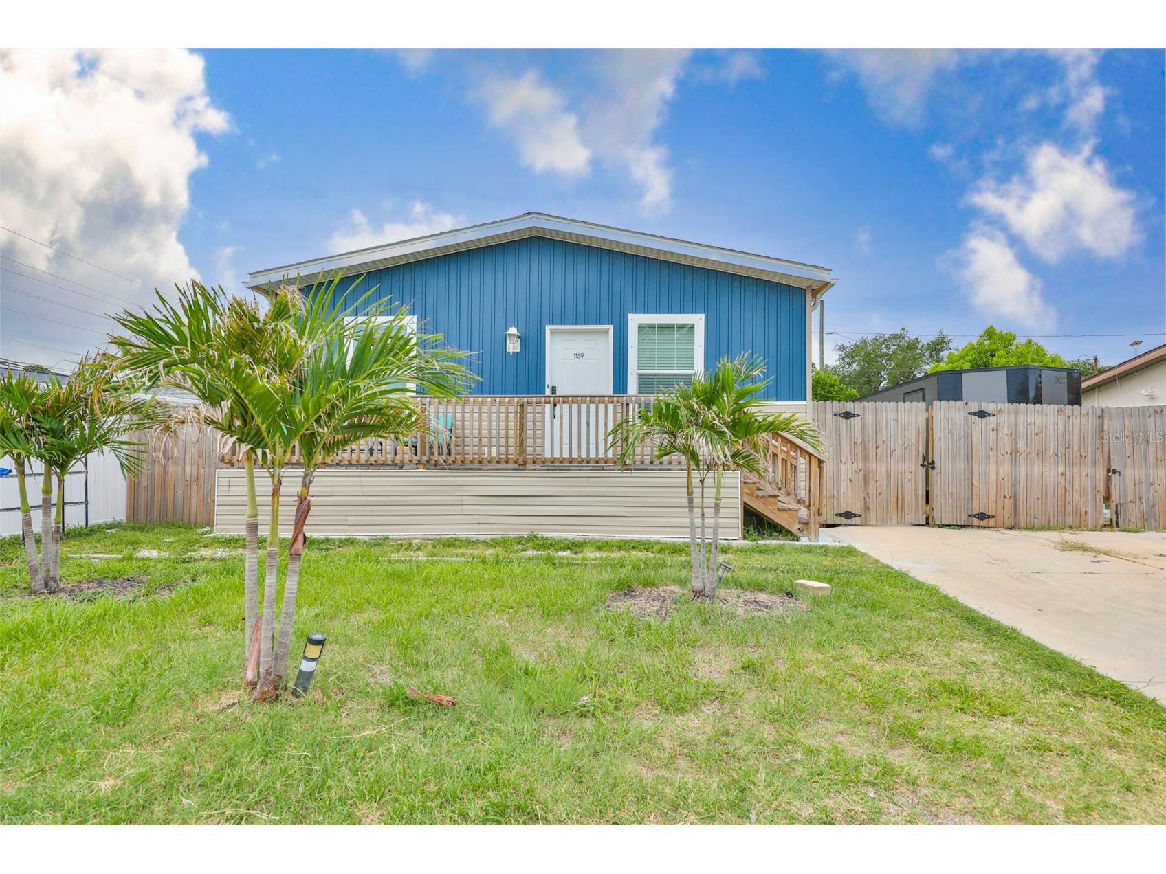1169 8th Avenue NE Largo FL 33770 TB8518224 image2