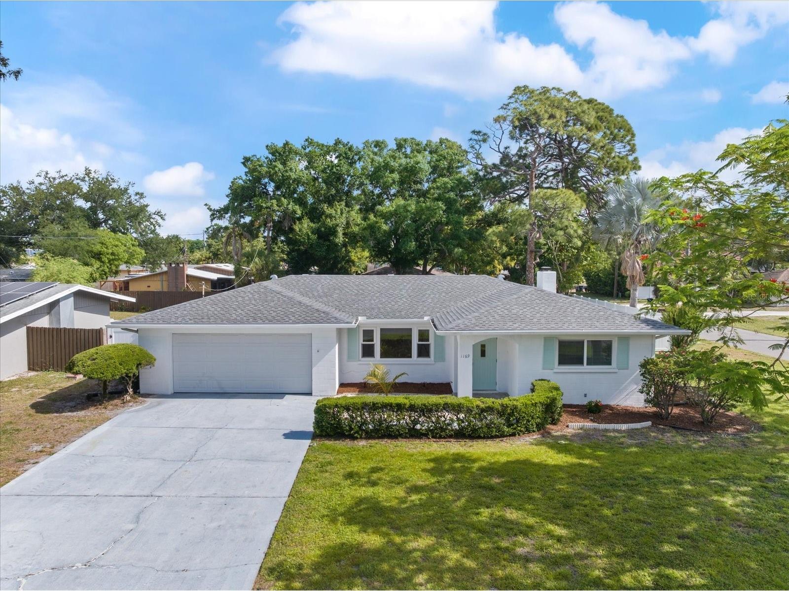 1169 Carmella Circle Sarasota FL 34243 A4692085 image1