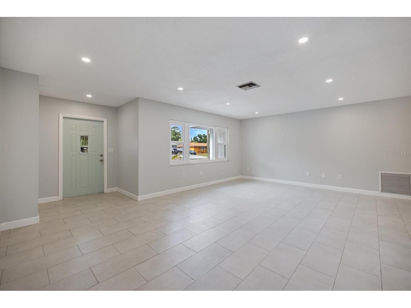 1169 Carmella Circle Sarasota FL 34243 A4692085 image10