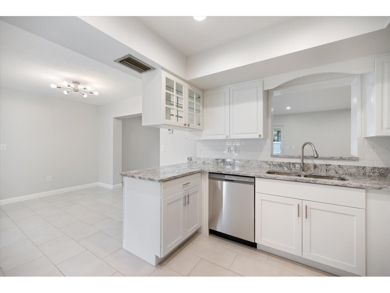 1169 Carmella Circle Sarasota FL 34243 A4692085 image13