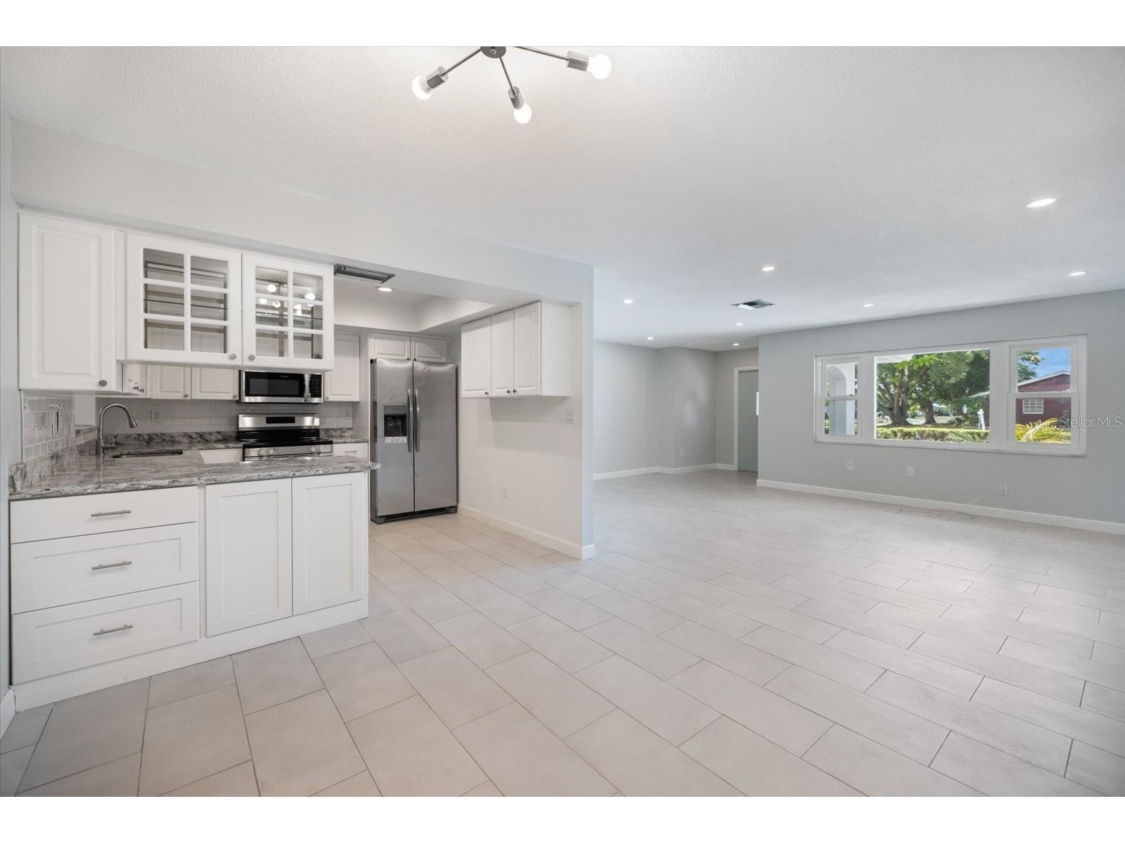 1169 Carmella Circle Sarasota FL 34243 A4692085 image15