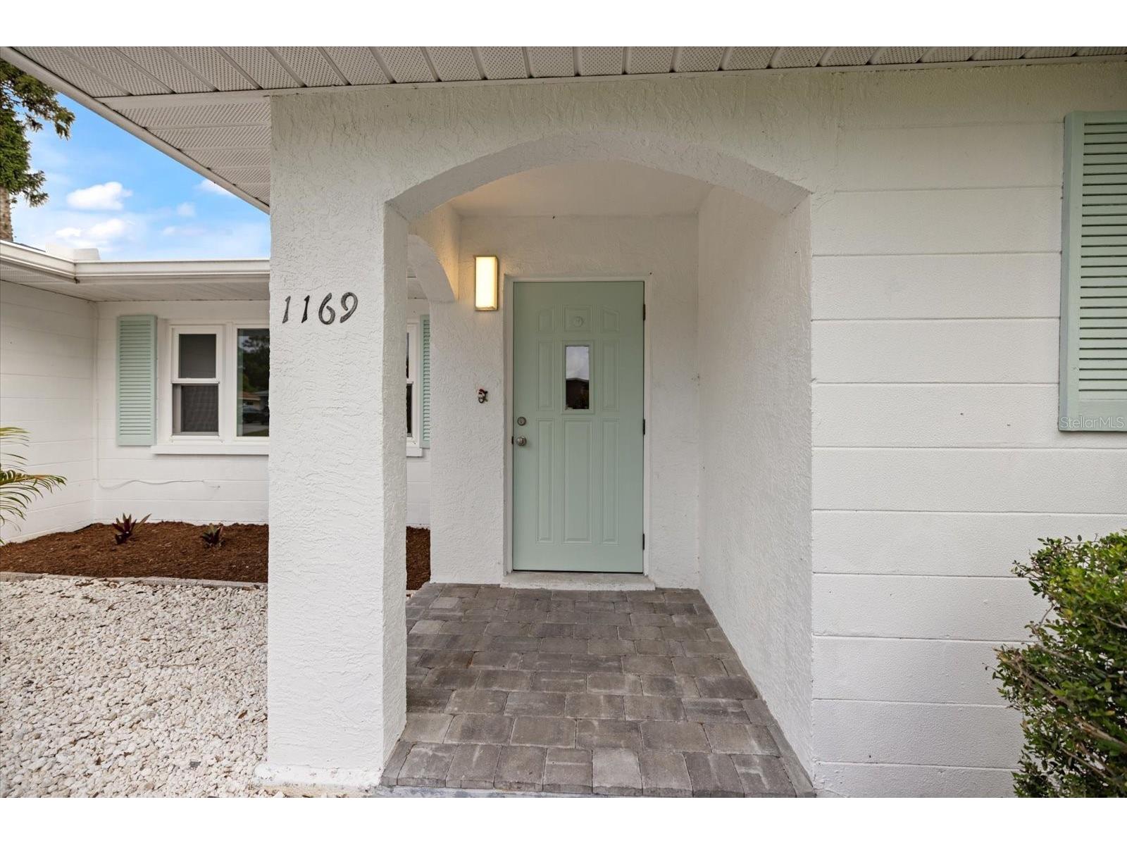 1169 Carmella Circle Sarasota FL 34243 A4692085 image2