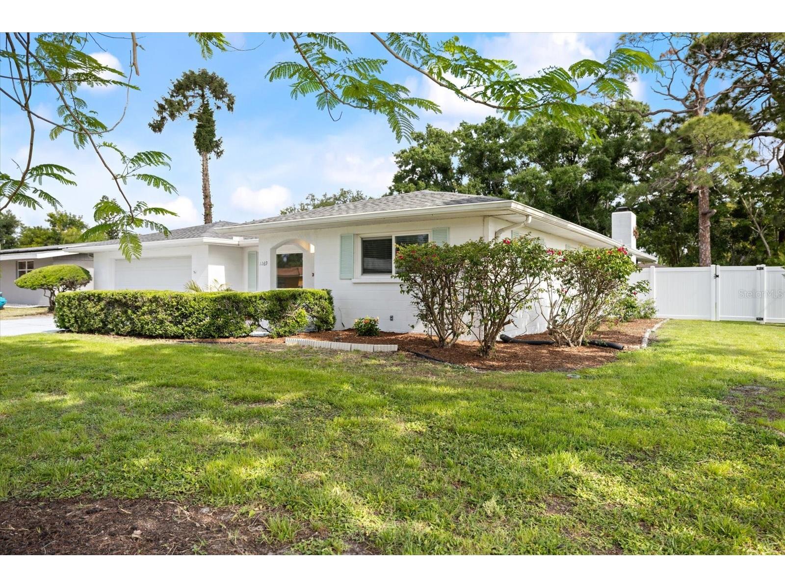 1169 Carmella Circle Sarasota FL 34243 A4692085 image41