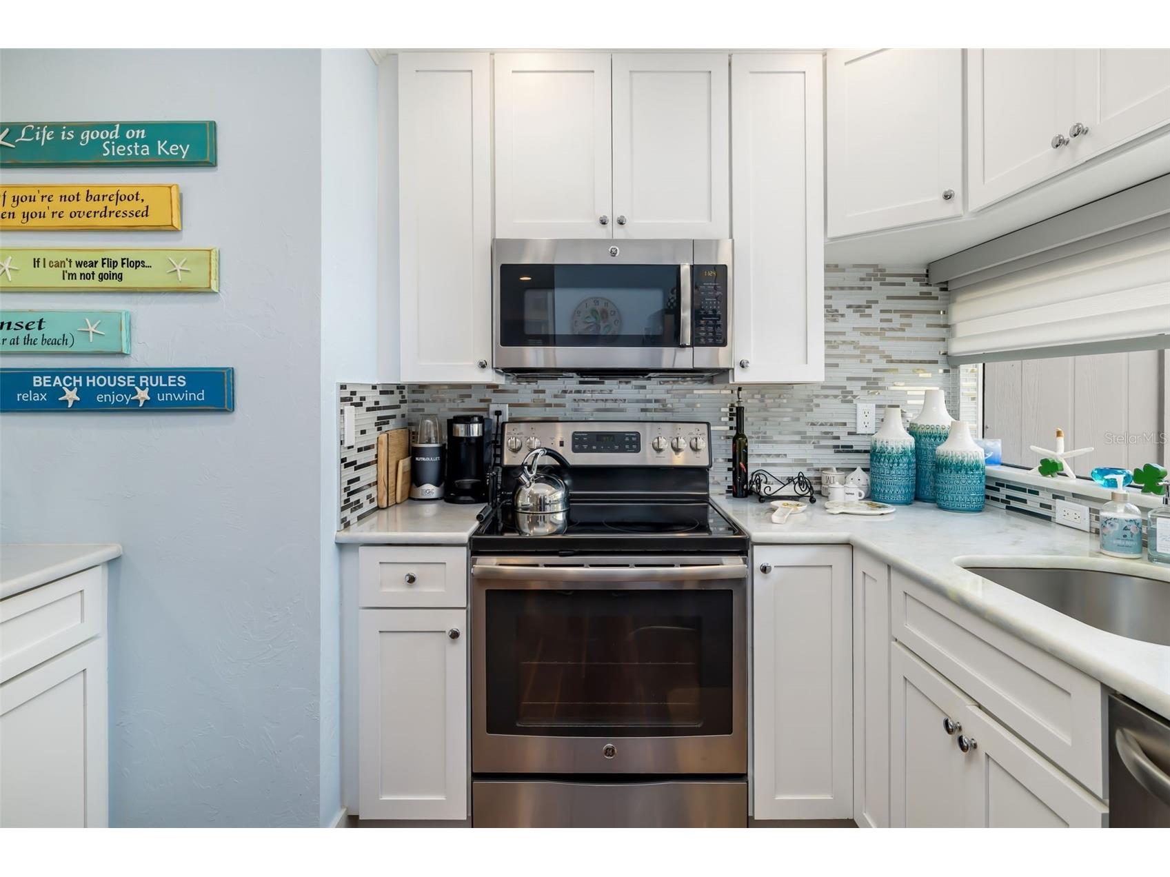 1169 W Peppertree Drive #118A Sarasota FL 34242 A4683913 image11