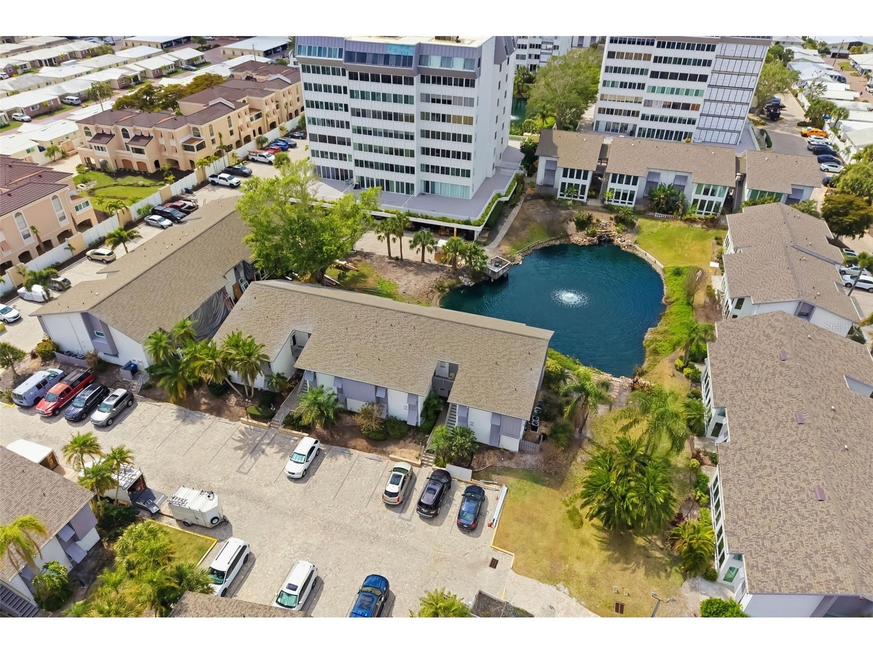 1169 W Peppertree Drive #118A Sarasota FL 34242 A4683913 image51