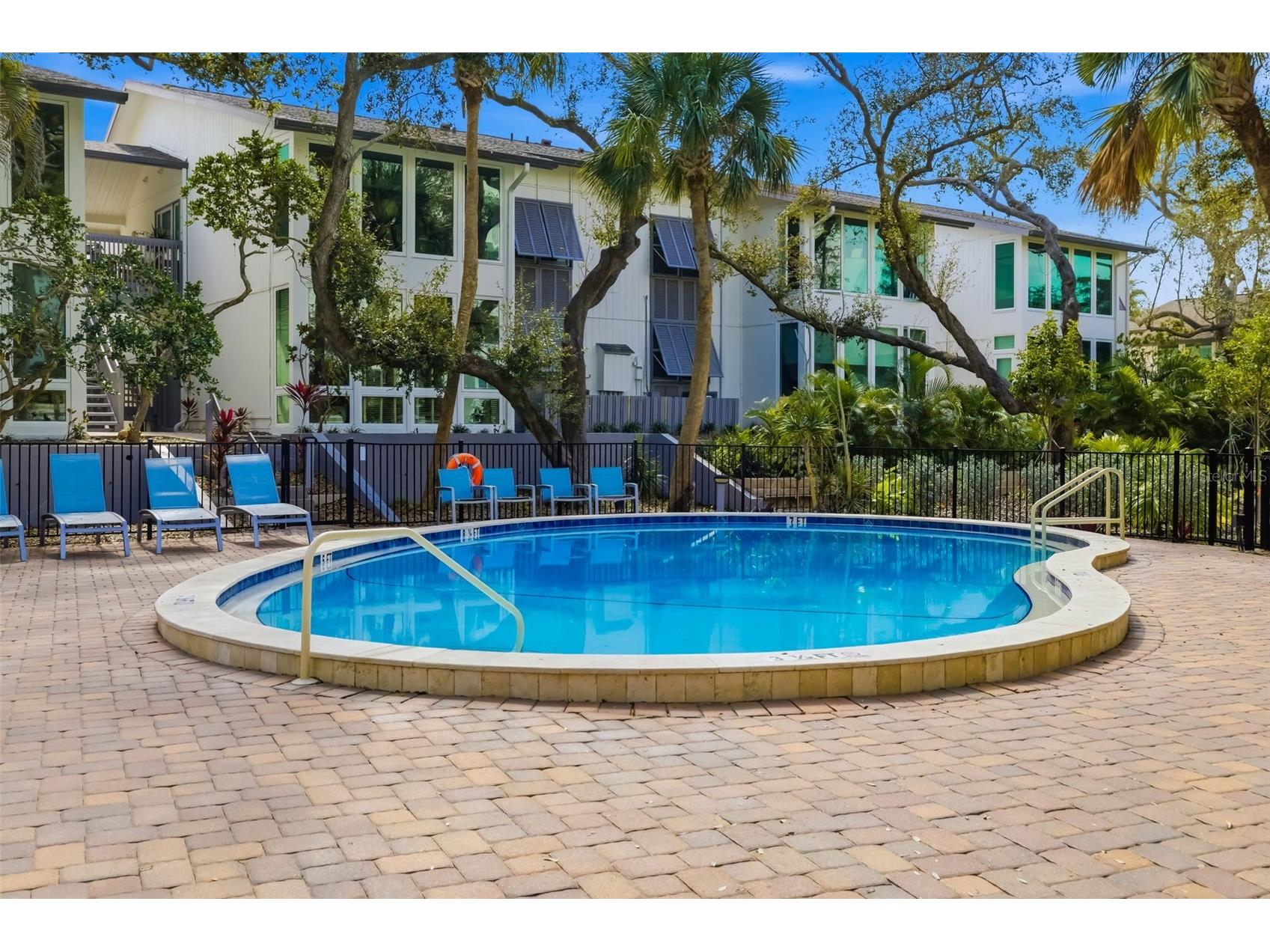 1169 W Peppertree Drive #118A Sarasota FL 34242 A4683913 image55