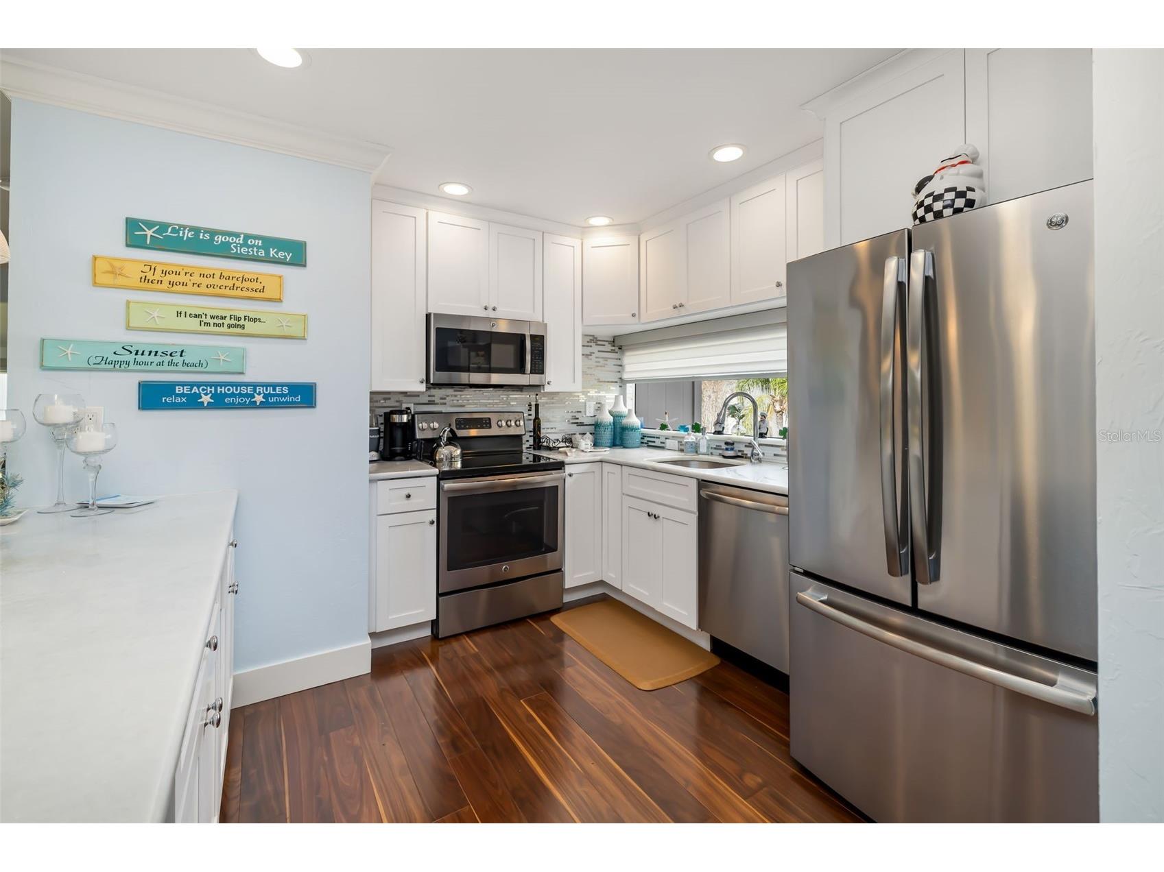 1169 W Peppertree Drive #118A Sarasota FL 34242 A4683913 image8