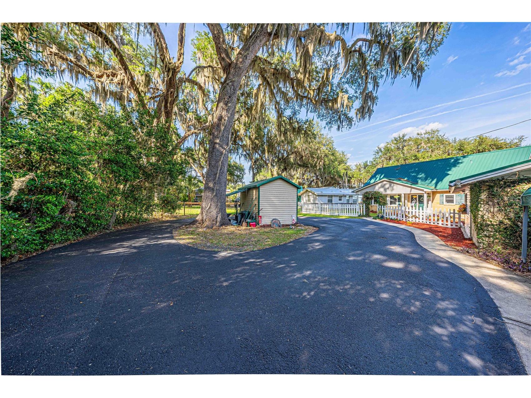 11690 SE 132nd Street Road Ocklawaha FL 32179 - LAKE WEIR OM724510 image48