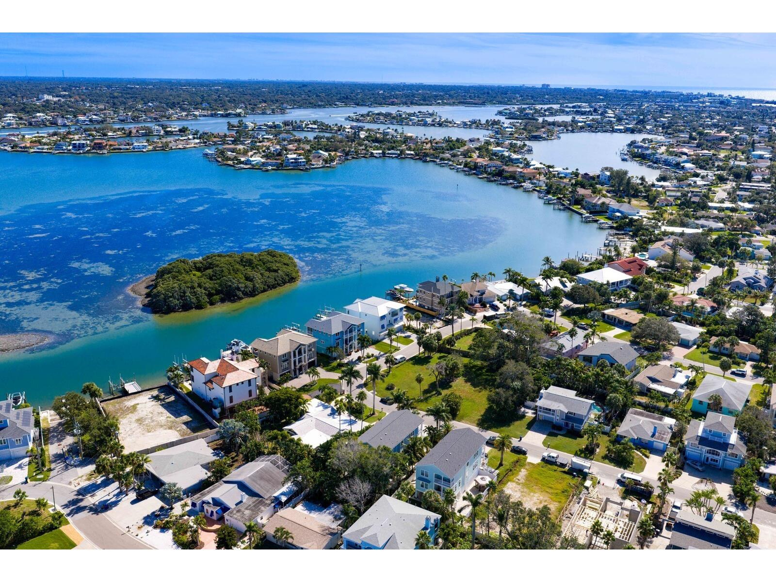 117 6th Street Belleair Beach FL 33786 TB8447944 image76