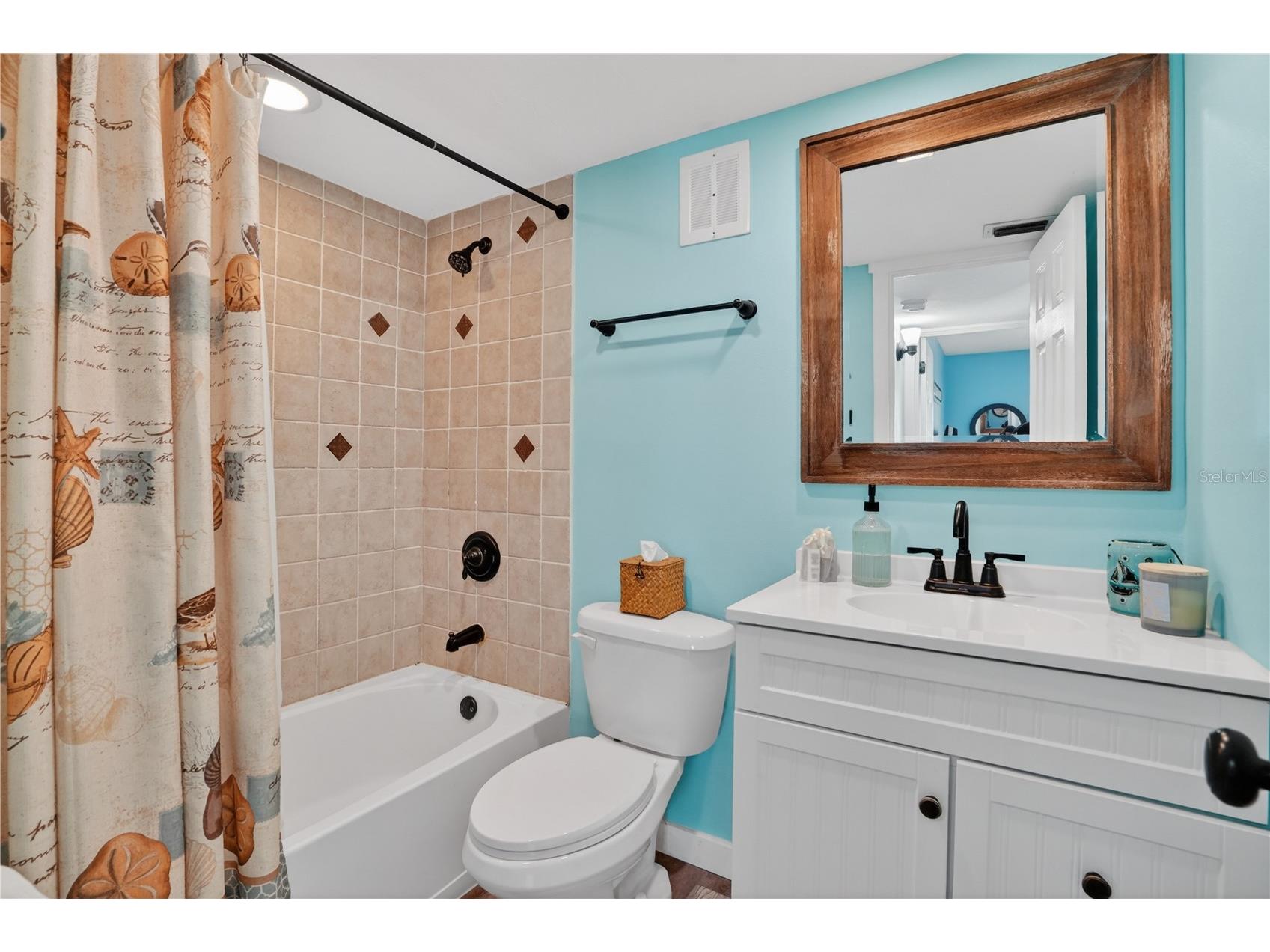 117 7th Street N #2 Bradenton Beach FL 34217 - ANNA MARIA SOUND A4694633 image18