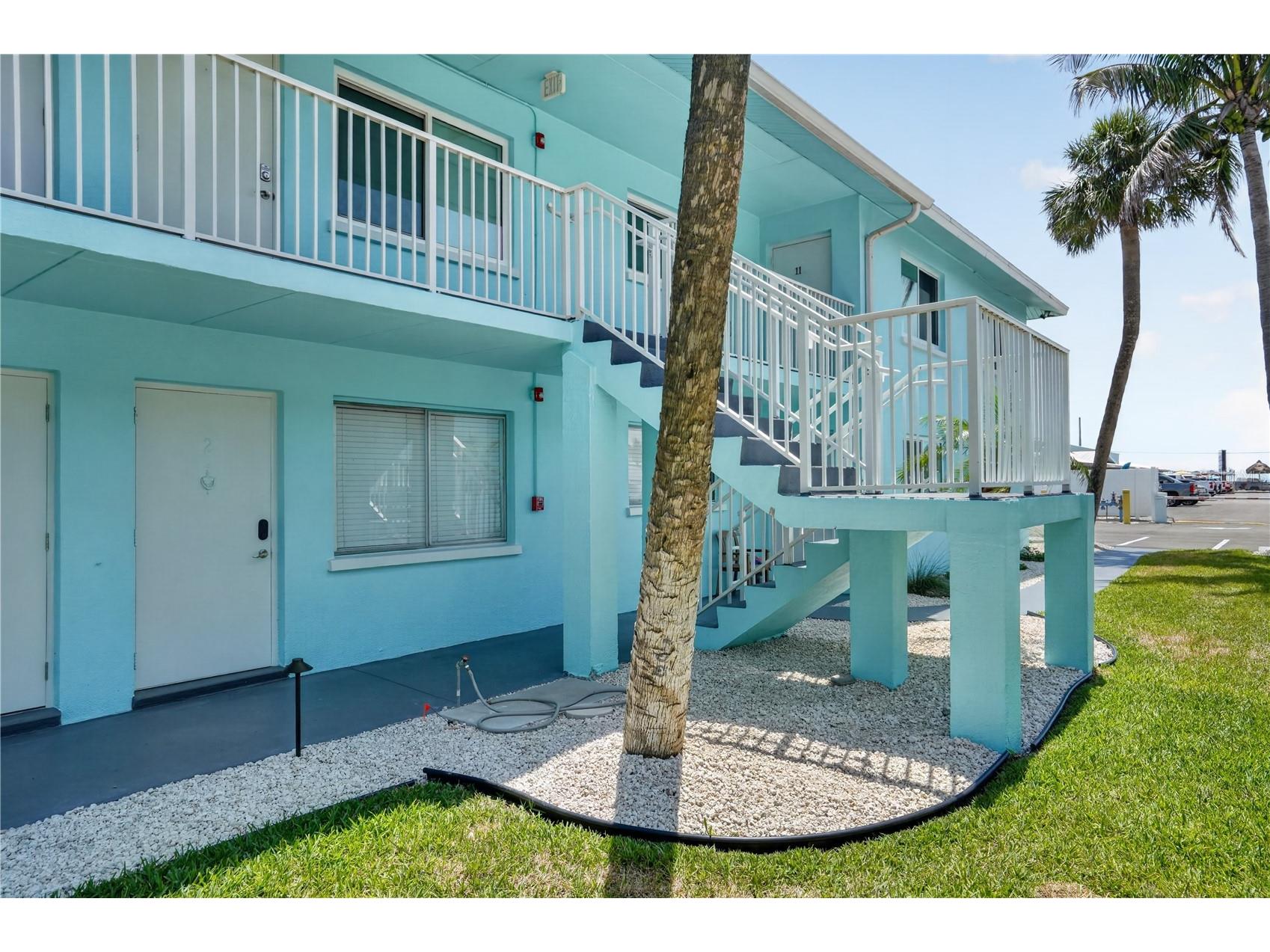 117 7th Street N #2 Bradenton Beach FL 34217 - ANNA MARIA SOUND A4694633 image24