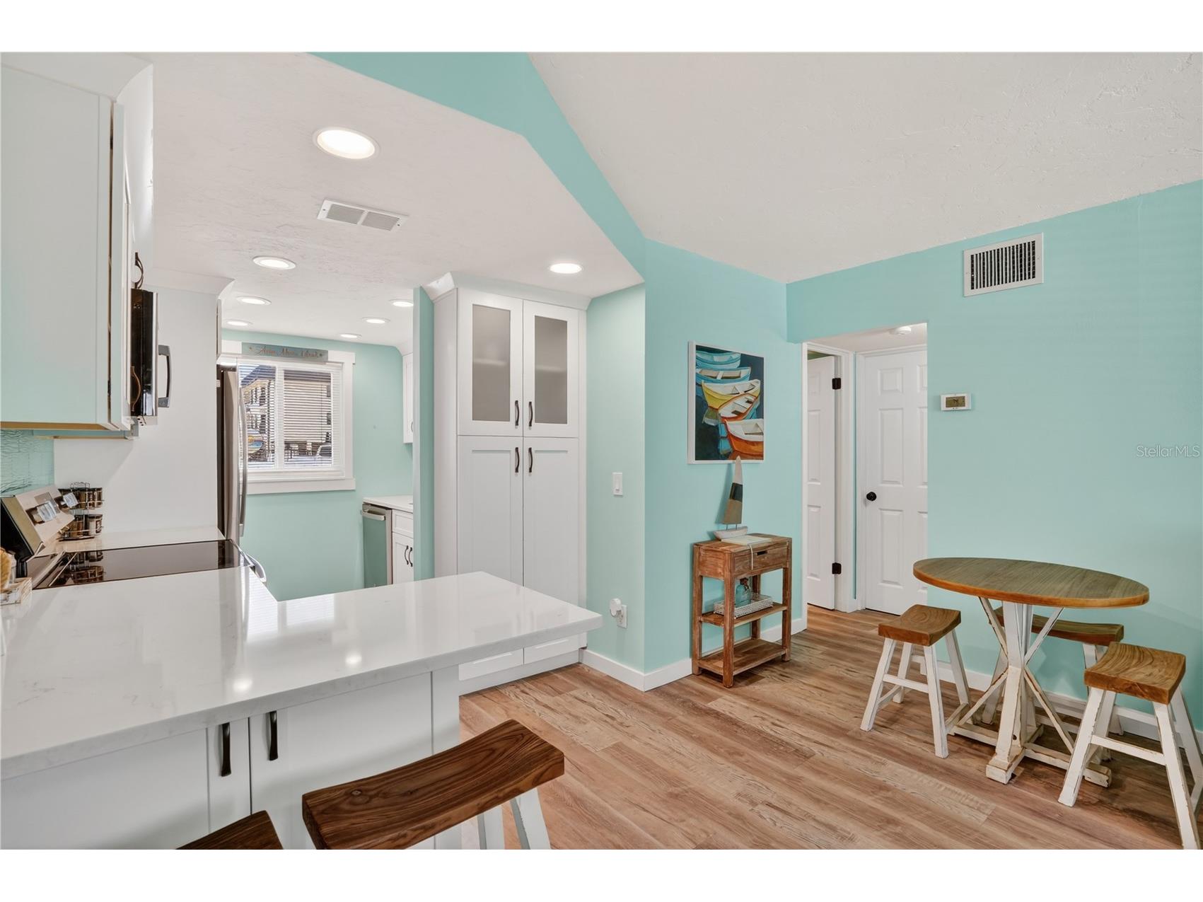 117 7th Street N #2 Bradenton Beach FL 34217 - ANNA MARIA SOUND A4694633 image8