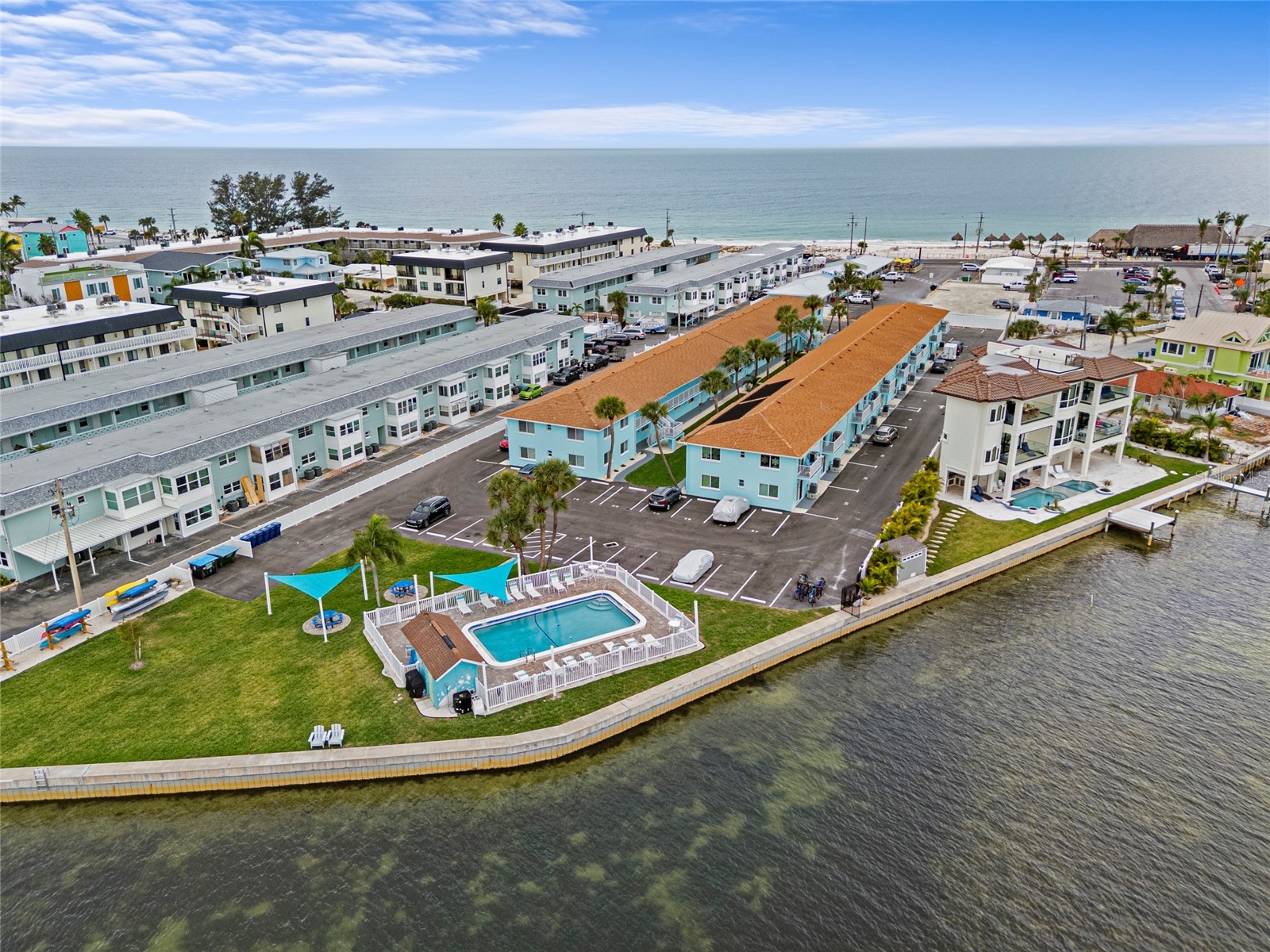 117 7th Street N #23 Bradenton Beach FL 34217 A4675999 image1