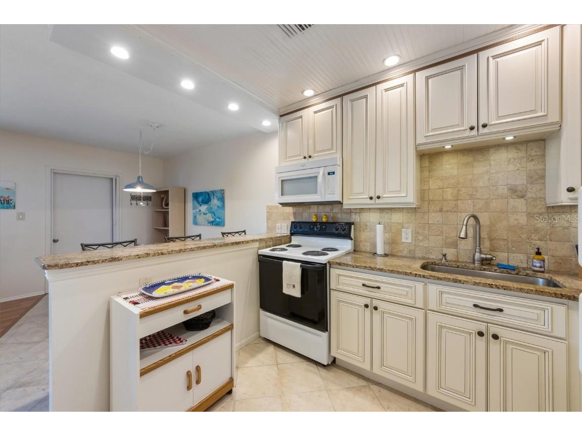 117 7th Street N #35 Bradenton Beach FL 34217 A4646969 image11