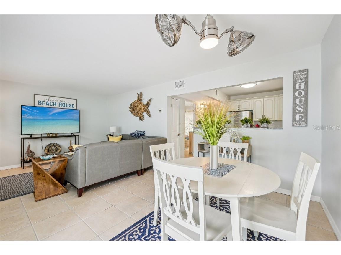 117 7th Street N #5 Bradenton Beach FL 34217 A4647437 image12