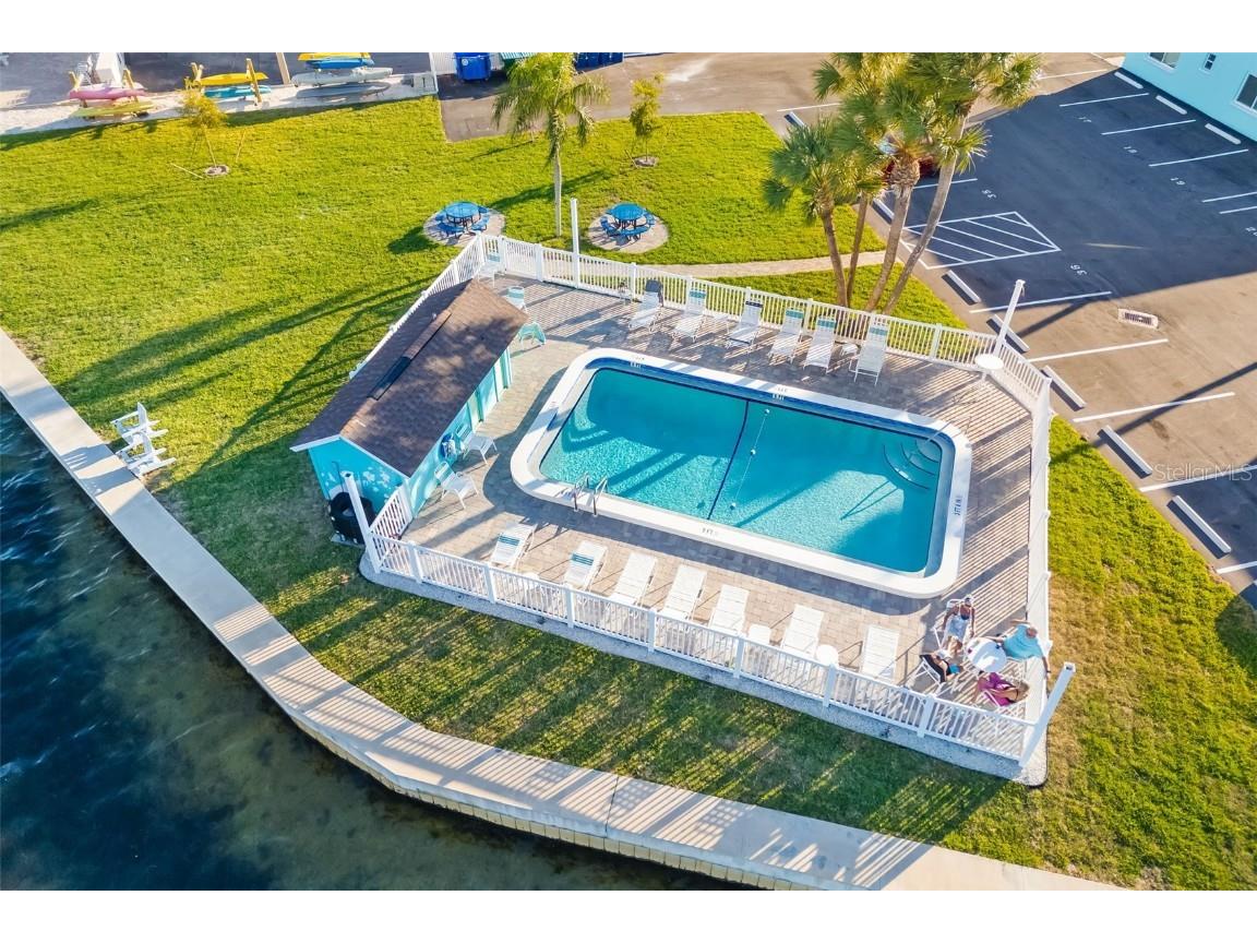 117 7th Street N #5 Bradenton Beach FL 34217 A4647437 image6