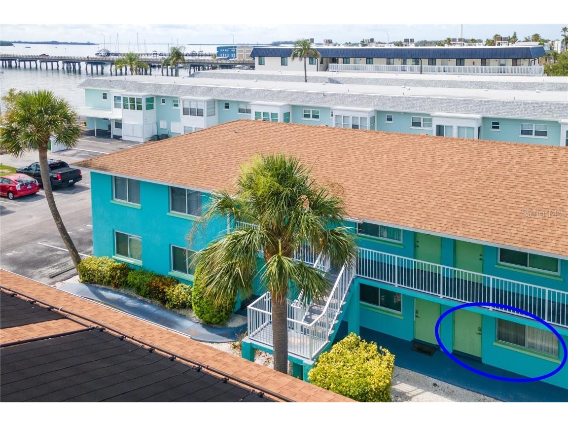 117 7th Street N #8 Bradenton Beach FL 34217 A4616958 image1