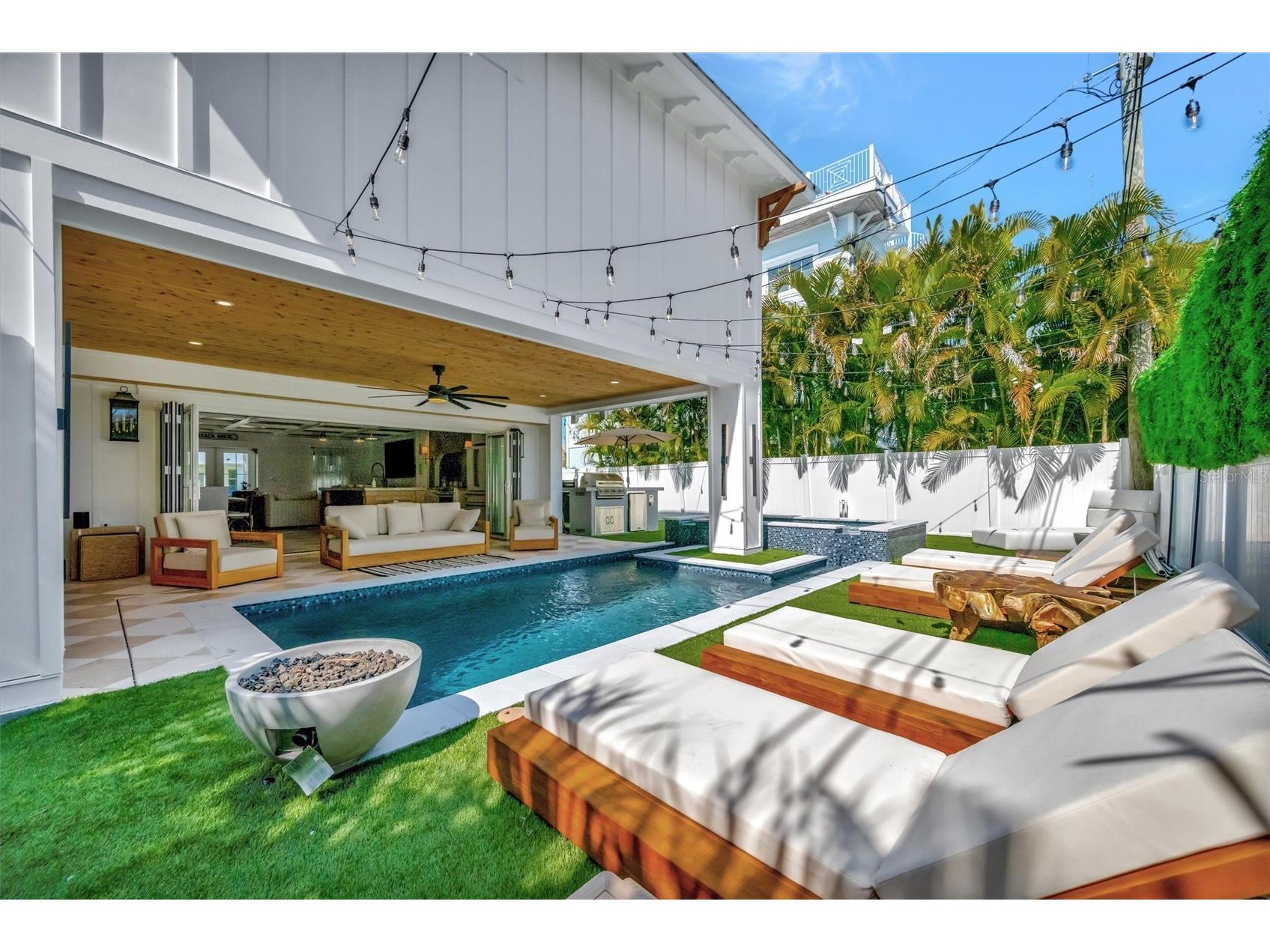 117 81st Street Holmes Beach FL 34217 A4684654 image39