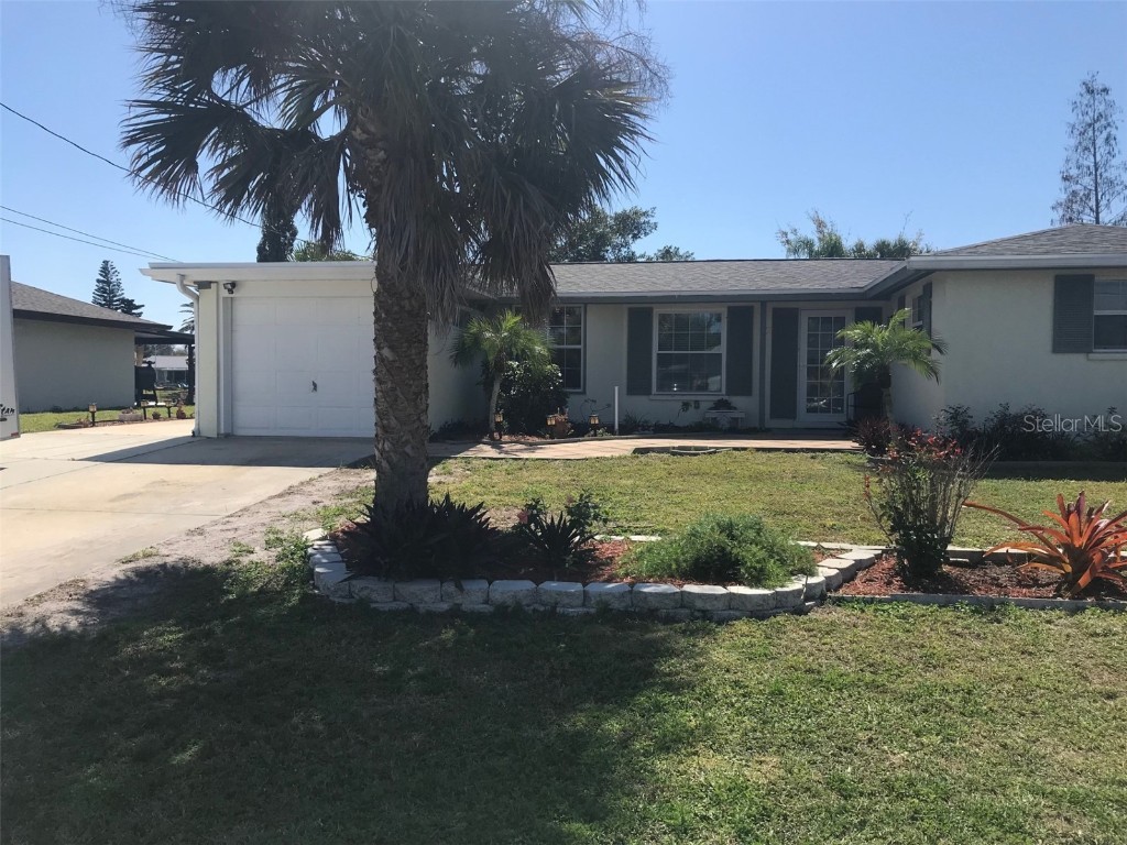 117 Arlington Court NE Port Charlotte FL 33952 - EXIT VIA ELKCAM WATERWAY C7488763 image1