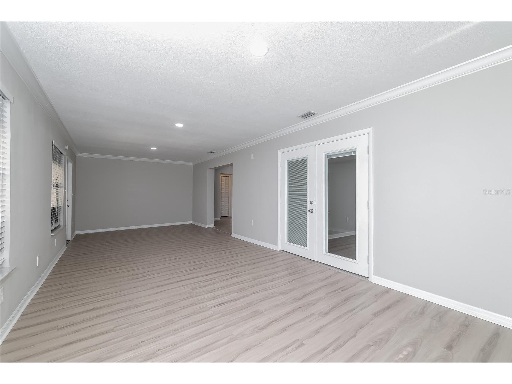 117 Dorchester Court Kissimmee FL 34758 C7527765 image4