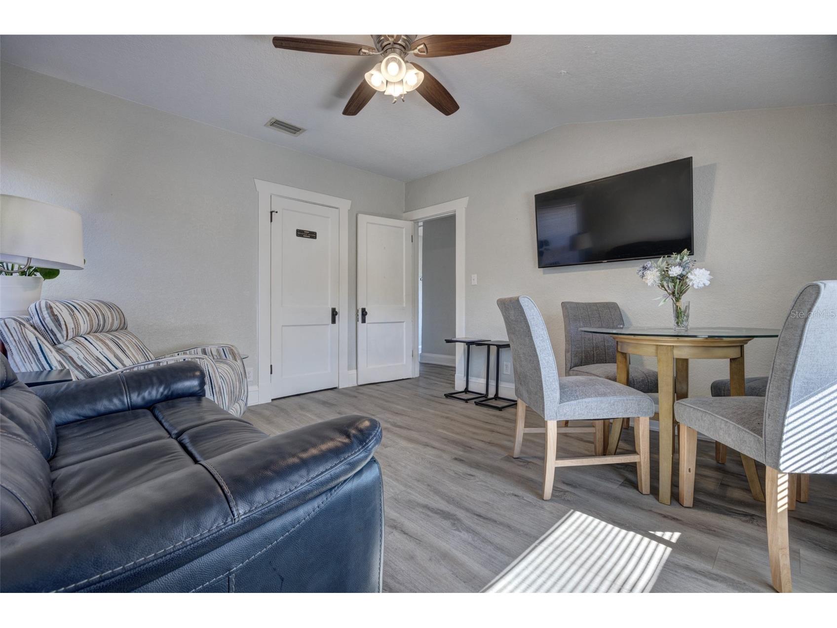 117 E Euclid Avenue Deland FL 32724 V4947088 image16
