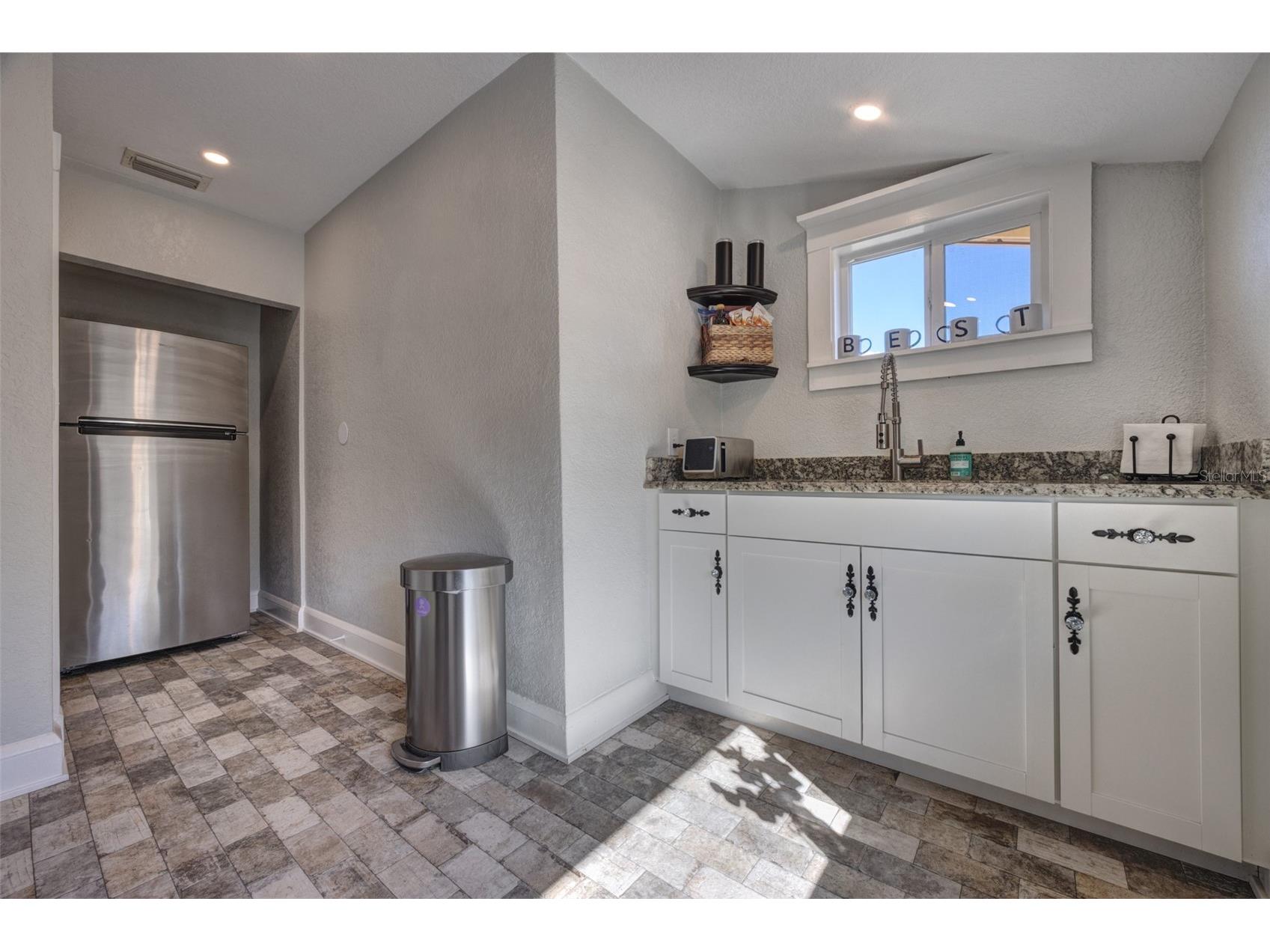 117 E Euclid Avenue Deland FL 32724 V4947088 image9
