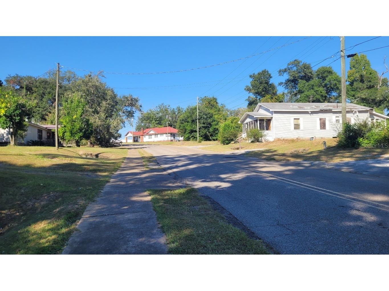 117 E M L King Jr Boulevard Chattahoochee FL 32324 TB8429308 image8