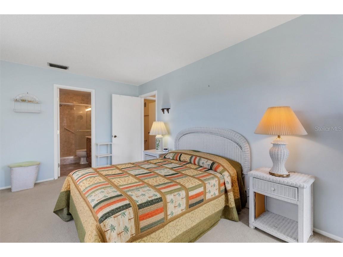 117 Fernwood Circle #117 Seminole FL 33777 TB8369598 image22