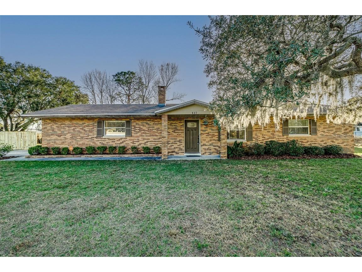 117 Hayes Street Lake Wales FL 33859 P4924406 image1