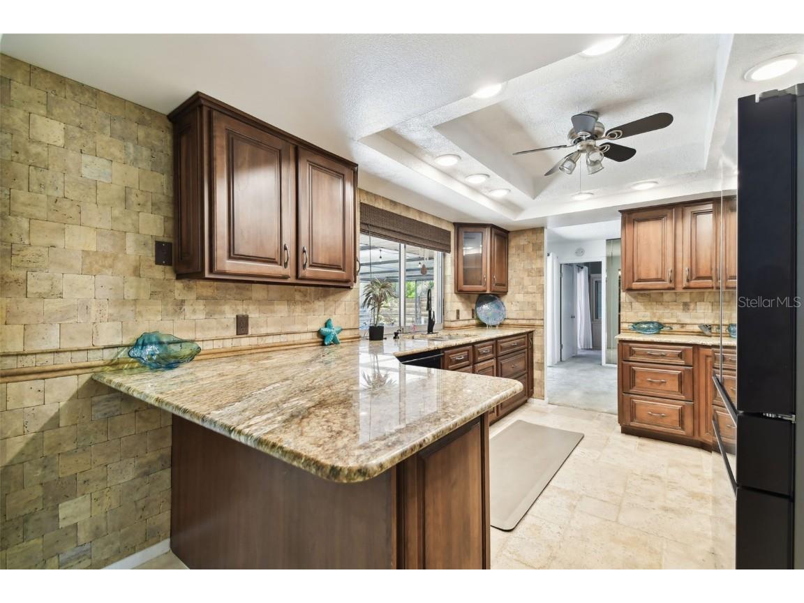 117 Hillcrest Dr Bradenton FL 34209 A4628780 image14