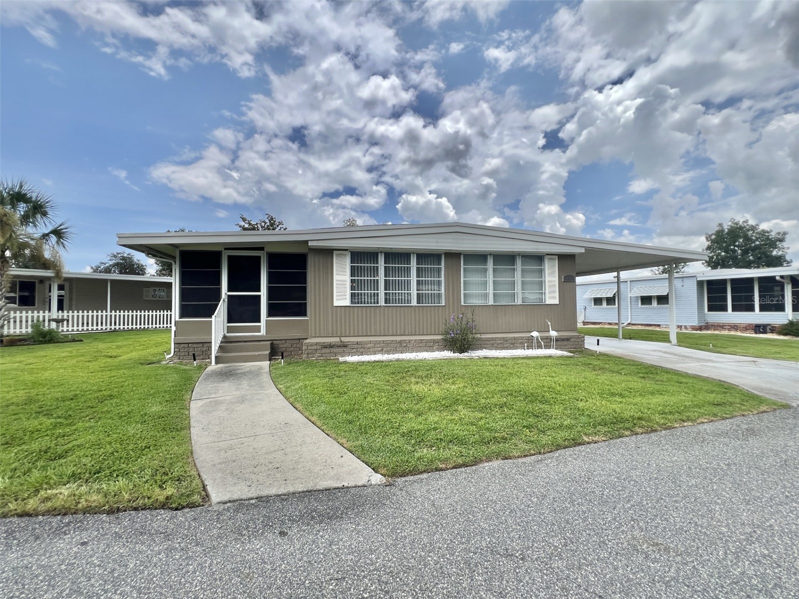117 Jacaranda Drive Leesburg FL 34748 G5115353 image1