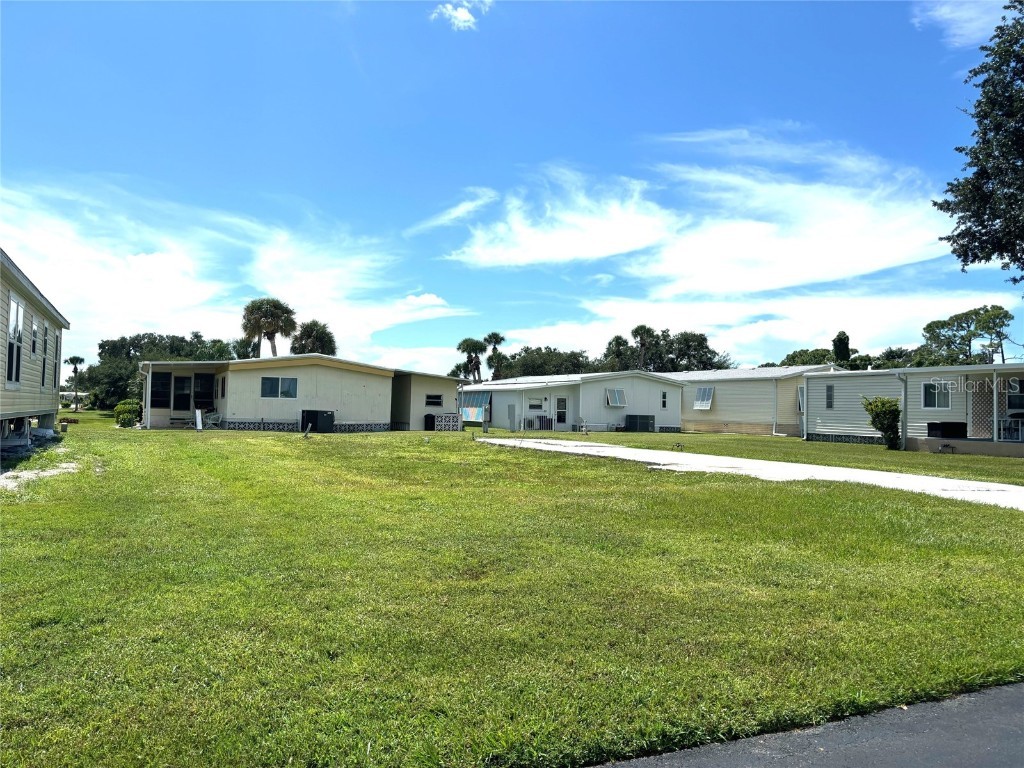 117 La Costa North Port FL 34287 TB8371443 image1