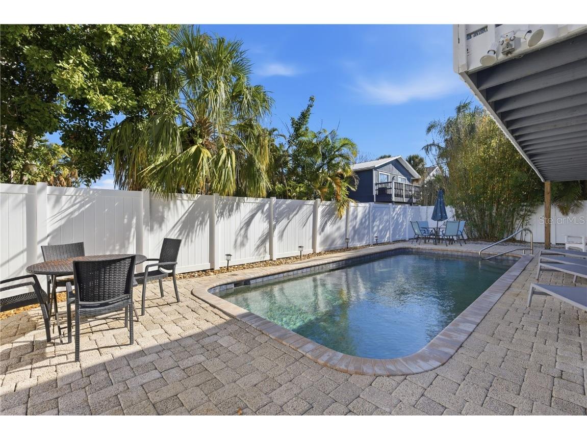 117 Neptune Lane Holmes Beach FL 34217 A4676172 image35