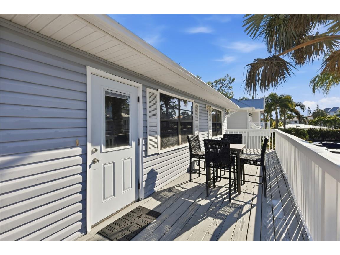 117 Neptune Lane Holmes Beach FL 34217 A4676172 image4