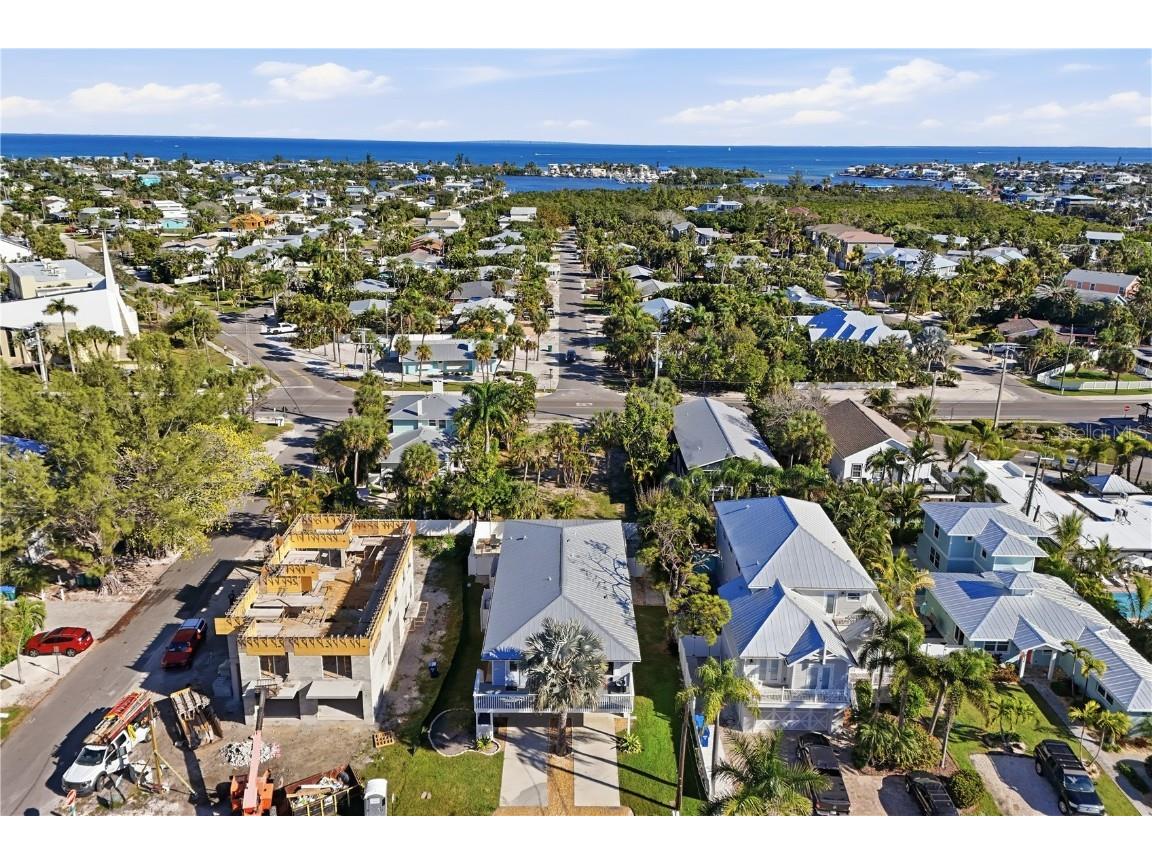 117 Neptune Lane Holmes Beach FL 34217 A4676172 image41