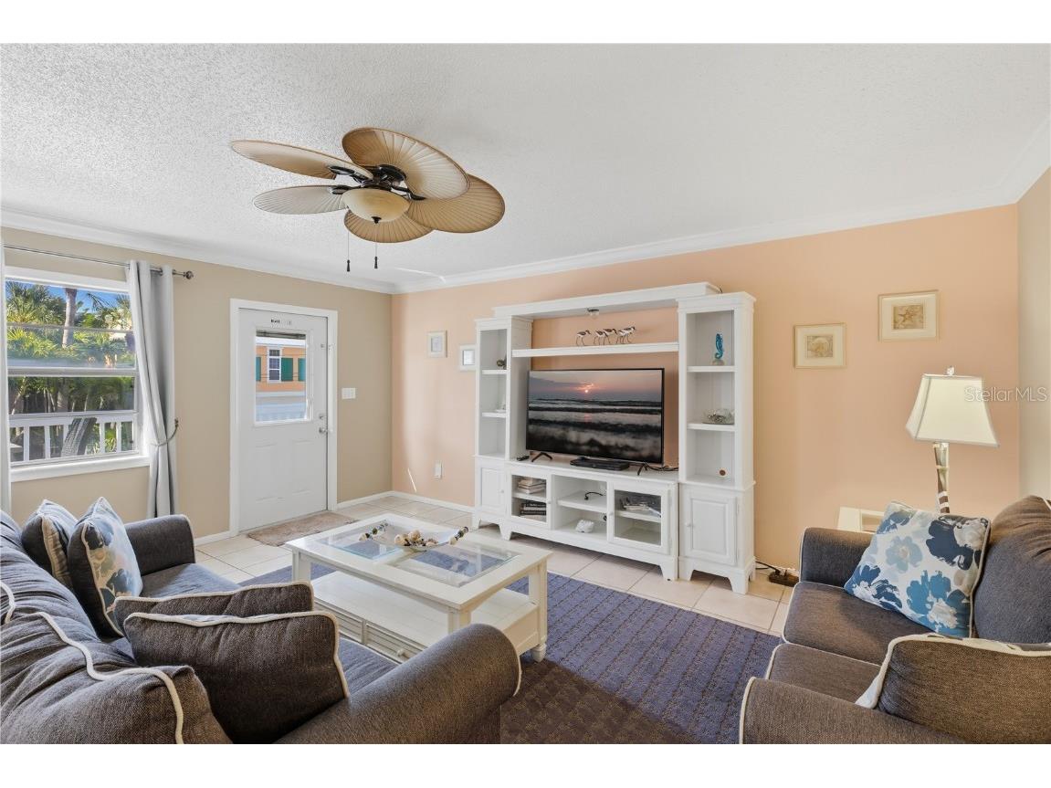 117 Neptune Lane Holmes Beach FL 34217 A4676172 image6