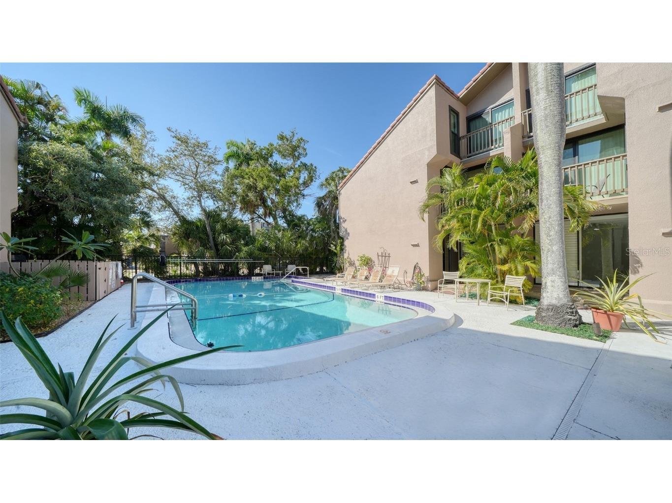 117 Pass Key Road #117 Sarasota FL 34242 - GULF OF MEXICO A4672470 image22