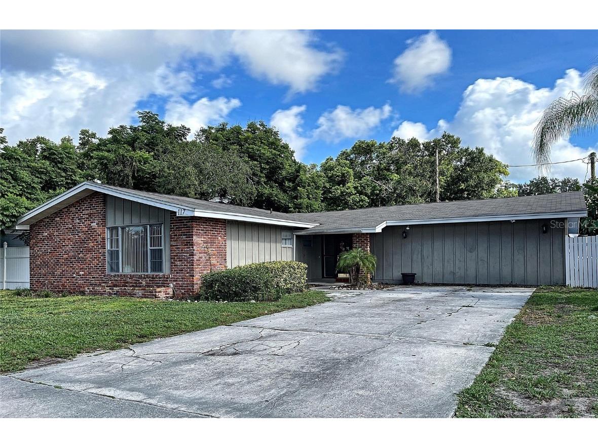 117 Shelley Drive Winter Haven FL 33884 P4916244 image1