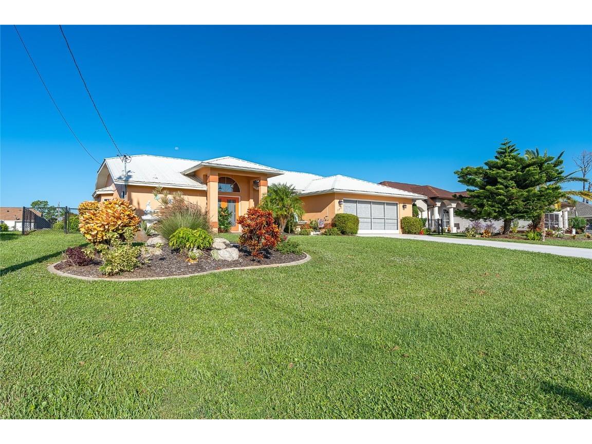 117 Sportsman Road Rotonda West FL 33947 D6132600 image1