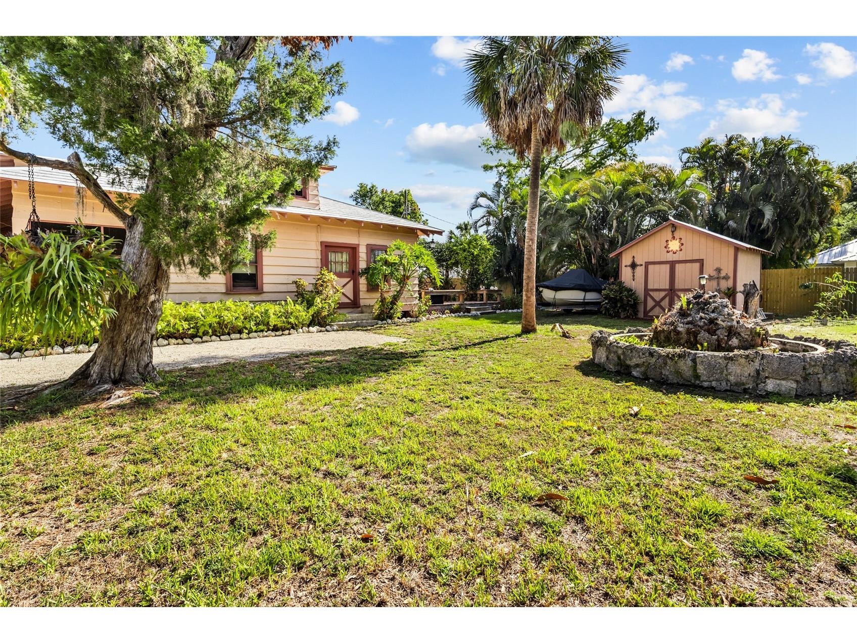 117 Tucker Avenue Sarasota FL 34232 A4692983 image39