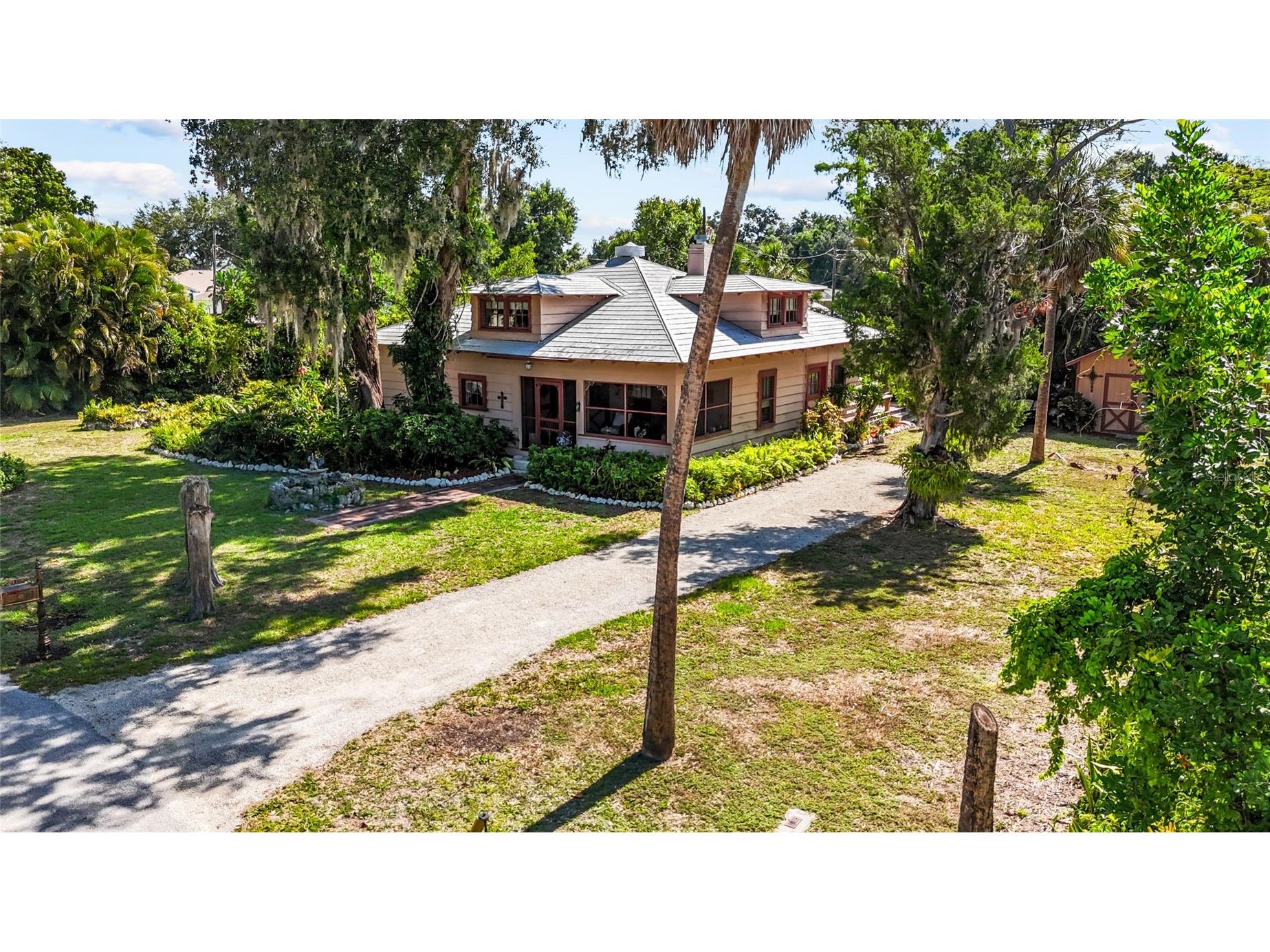 117 Tucker Avenue Sarasota FL 34232 A4692983 image42