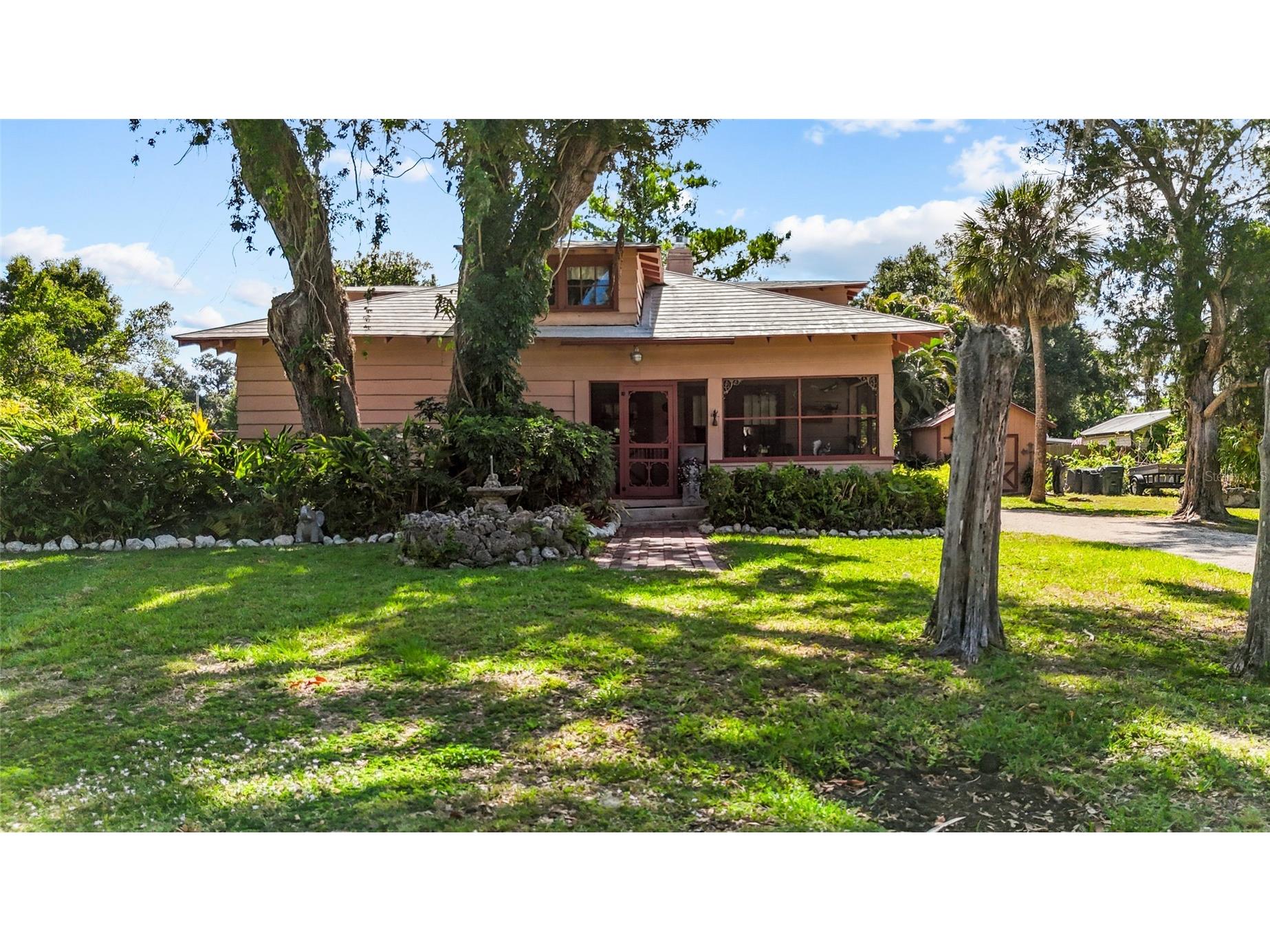 117 Tucker Avenue Sarasota FL 34232 A4692983 image5