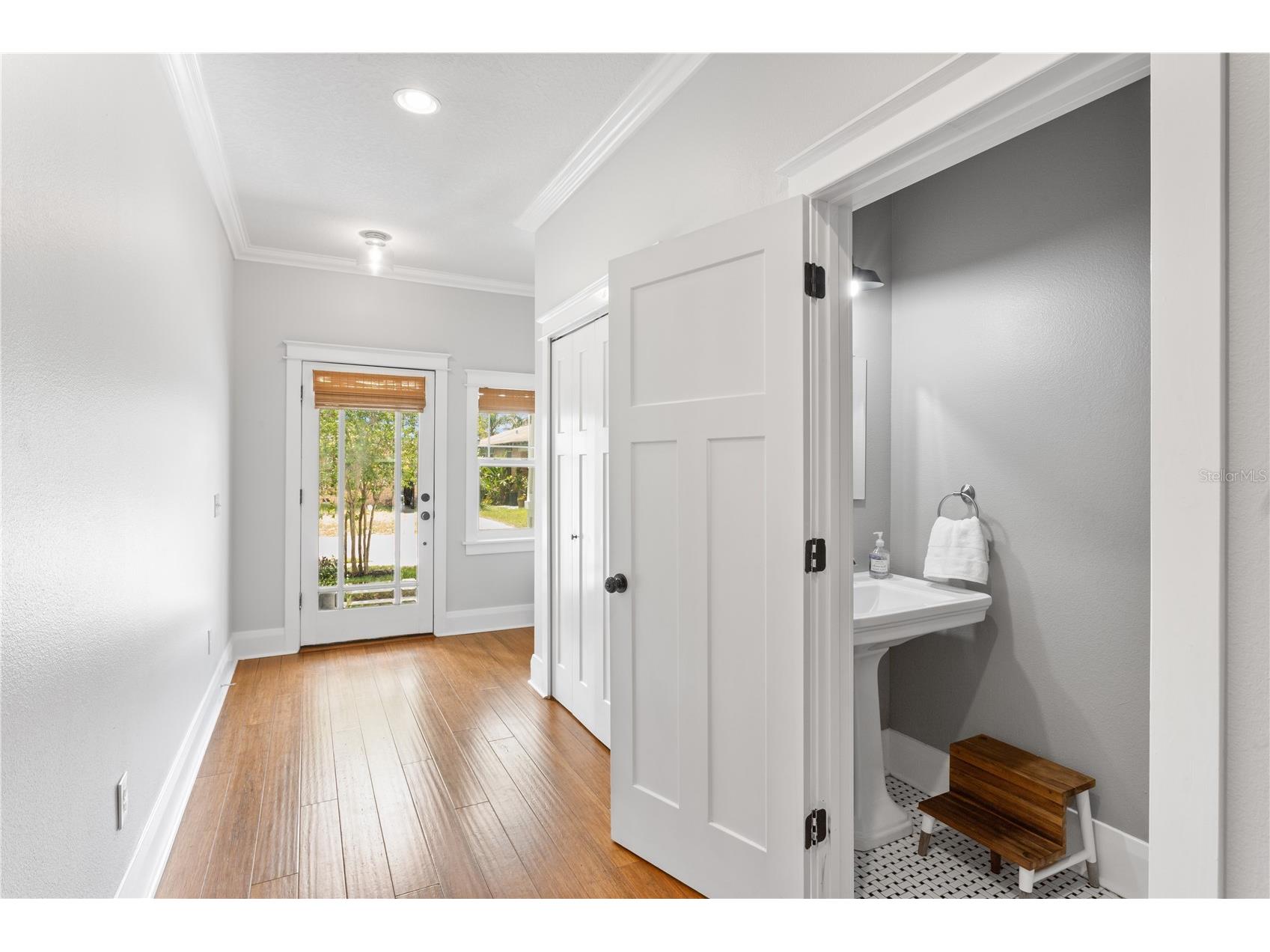 117 W Giddens Avenue Tampa FL 33603 TB8499425 image6