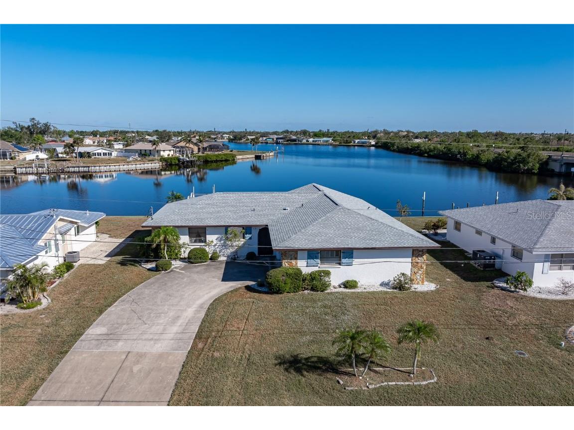 117 W Tarpon Boulevard NW Port Charlotte FL 33952 - TARPON WATERWAY C7516694 image1