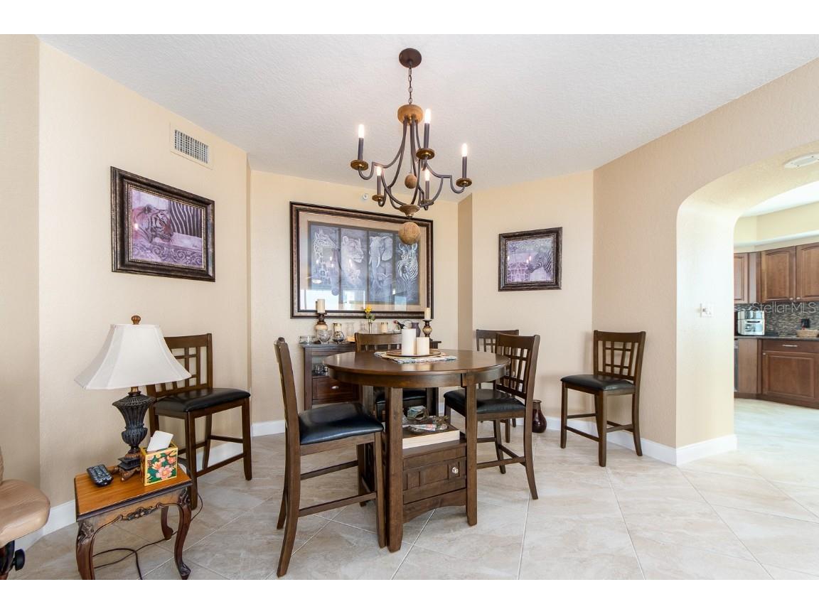 1170 Gulf Boulevard #1005 Clearwater Beach FL 33767 - GULF OF MEXICO U8254931 image19