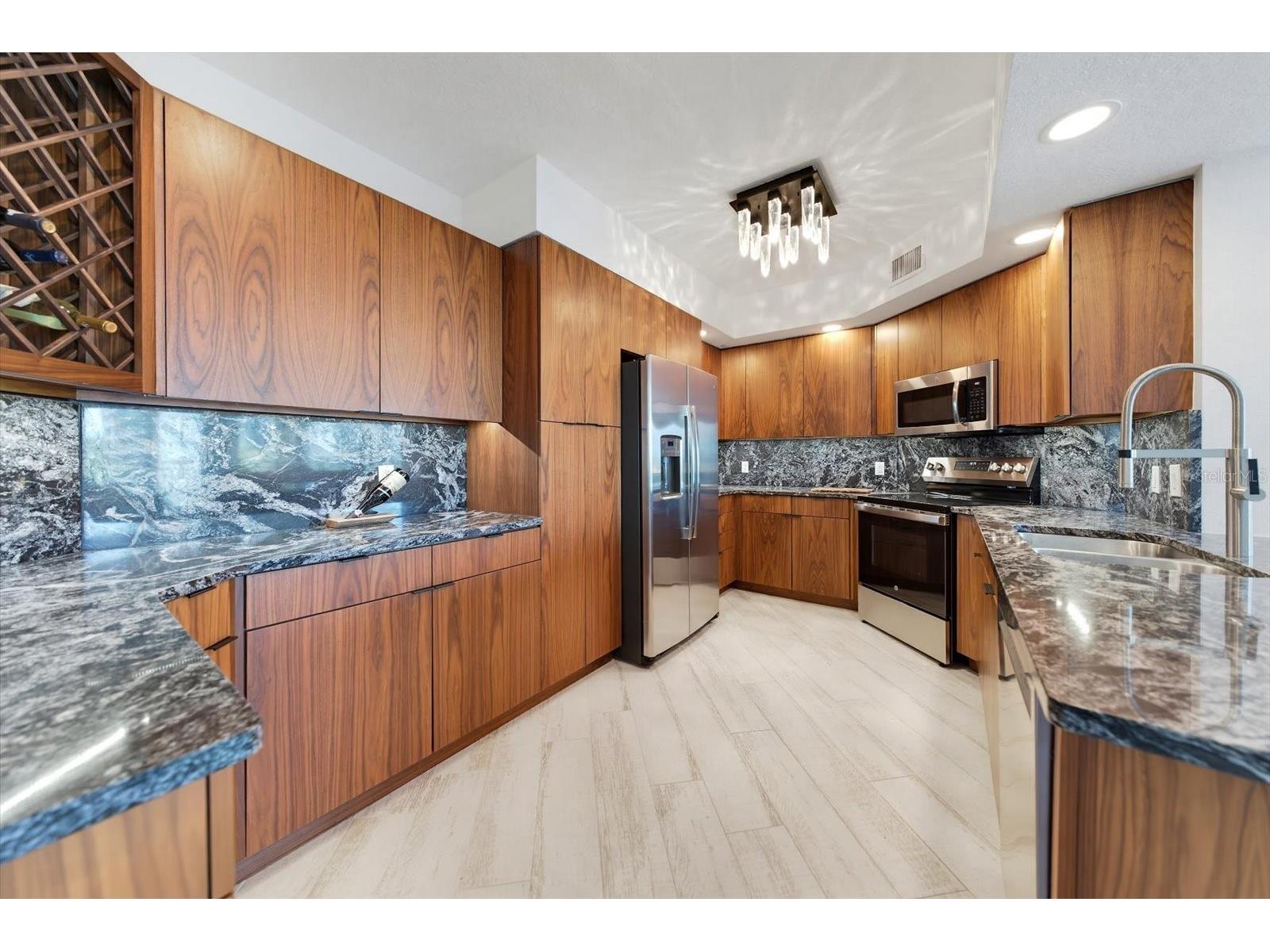 1170 Gulf Boulevard #404 Clearwater Beach FL 33767 - GULF OF MEXICO TB8523810 image14