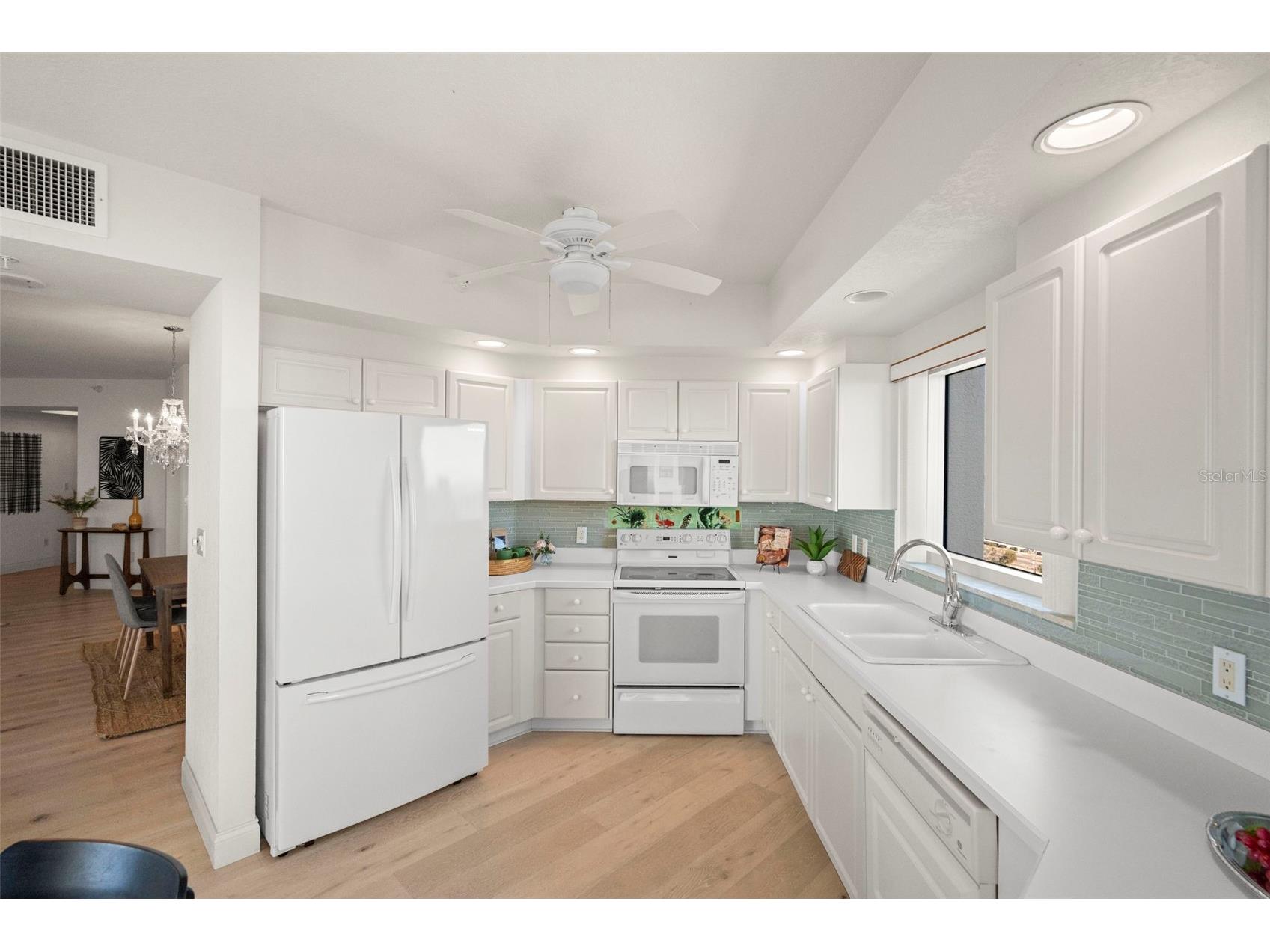 1170 SW Gulf Boulevard #1105 Clearwater Beach FL 33767 TB8471212 image23