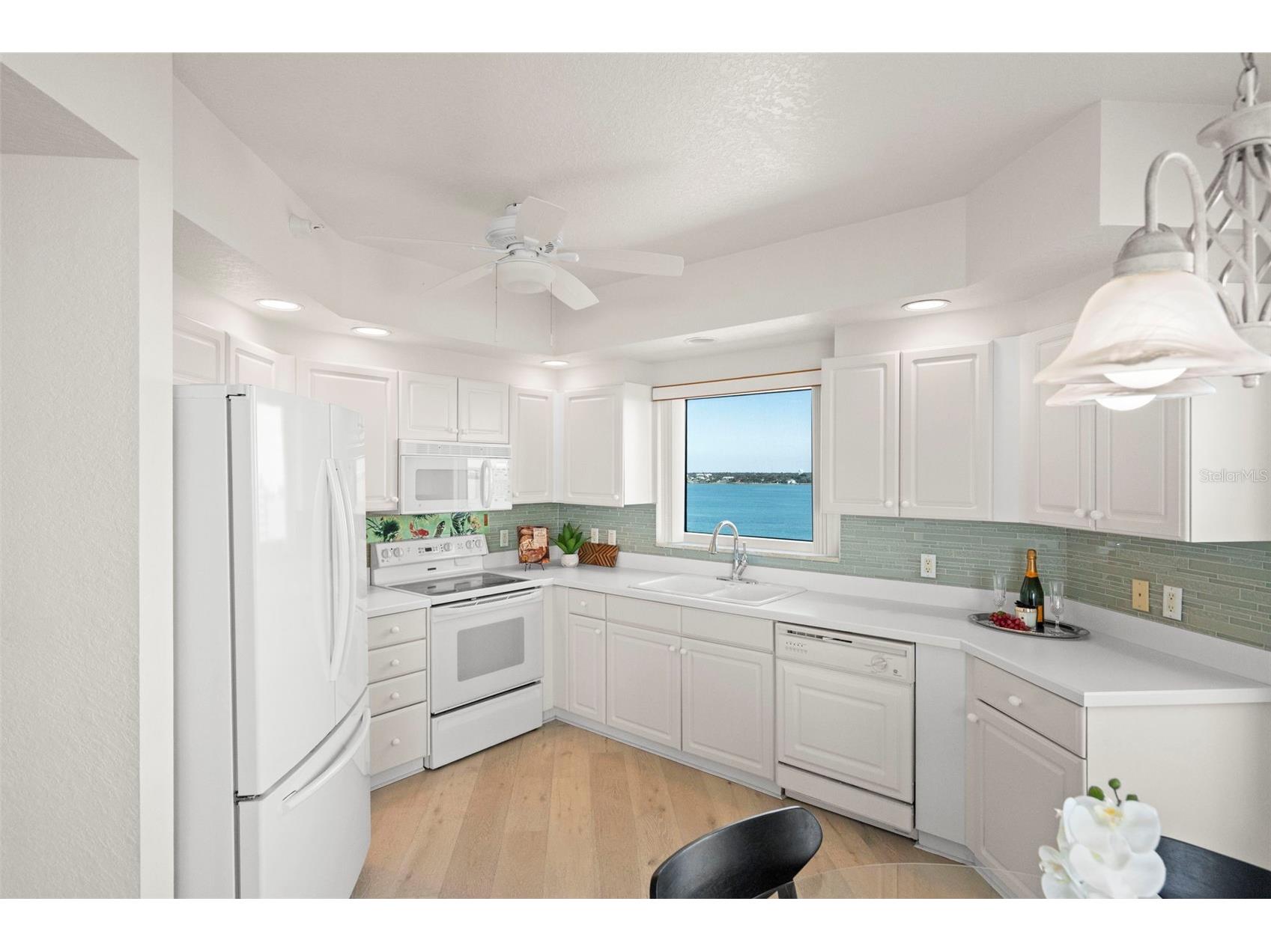 1170 SW Gulf Boulevard #1105 Clearwater Beach FL 33767 TB8471212 image25