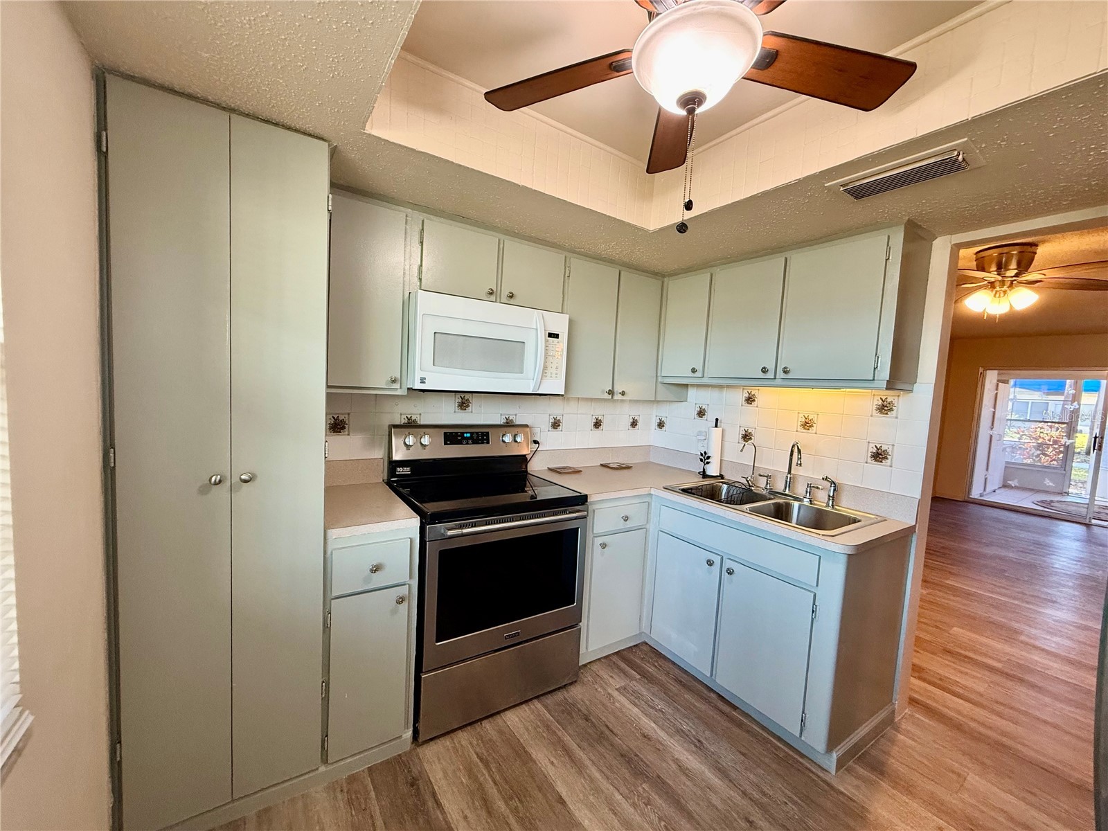 11700 Park Blvd #104 Seminole FL 33772 TB8496358 image5
