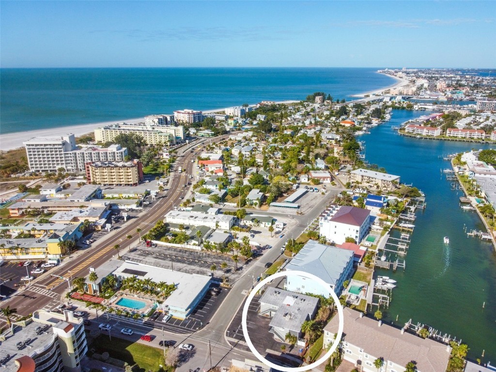 11701 1st Street E #1 Treasure Island FL 33706 U8225467 image1